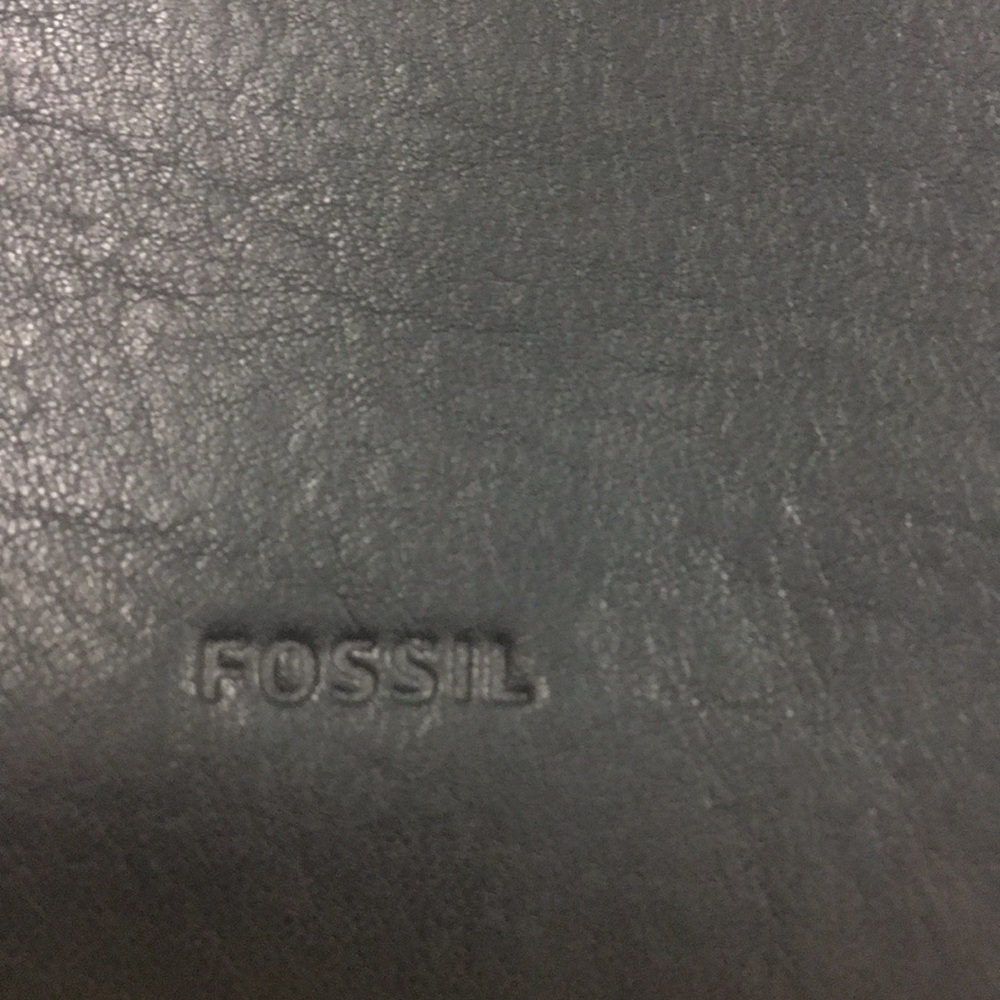 Fossil wallet